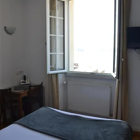 La Porte Pierre-logis Intra Muros